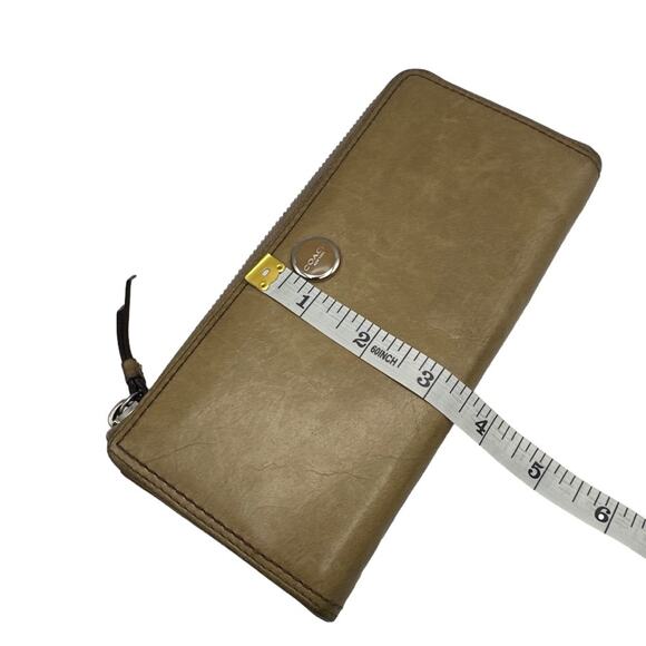 y2k COACH Legacy Zip Around Wallet - Picture 7 of 7